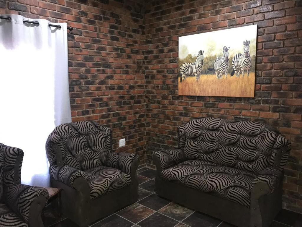 Kruger Wild Dog Inn 말로스 파크 외부 사진